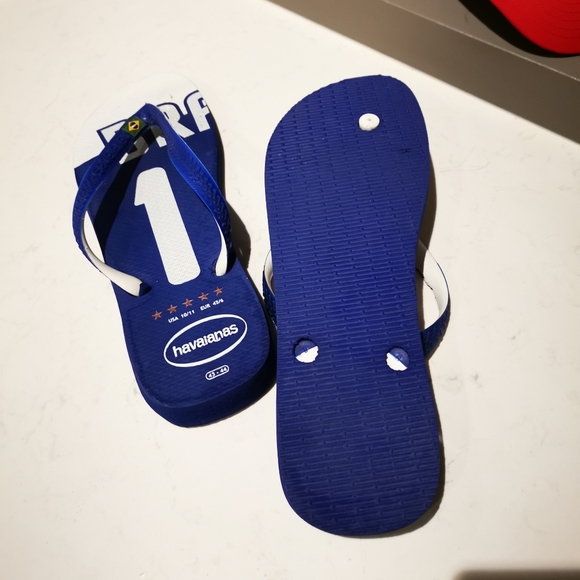SOLD! Men's Havaianas flip flops - Picture 6 of 6